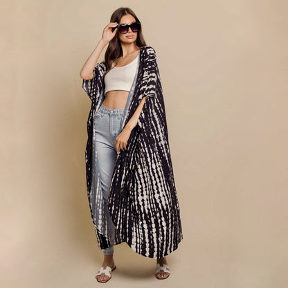 ClaudiaG B &amp; W Kimono