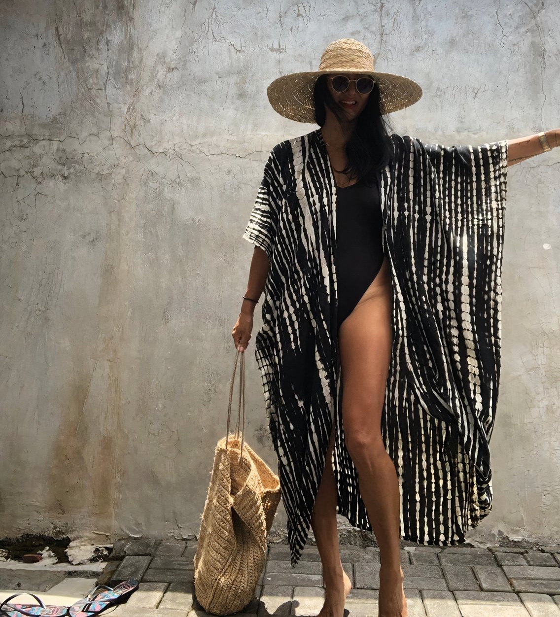 ClaudiaG B &amp; W Kimono