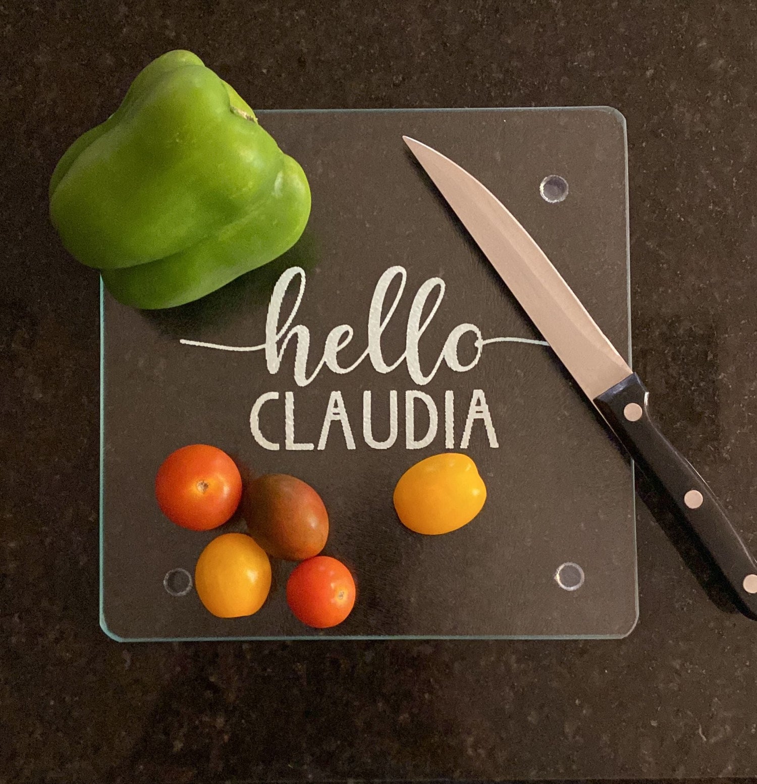 ClaudiaG Talking Cutting Board